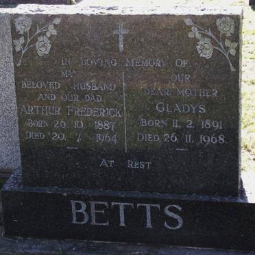 BETTS Arthur Frederick 1887-1964 &amp; Gladys 1891-1968