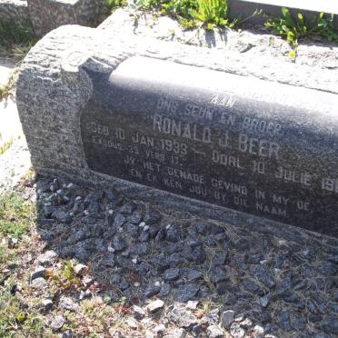 BEER Ronald J. 1933-1965