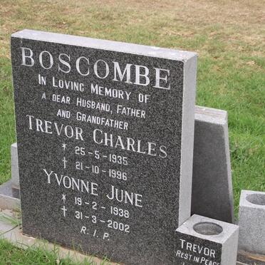 BOSCOMBE Trevor Charles 1935-1996 &amp; Yvonne June 1938-2002