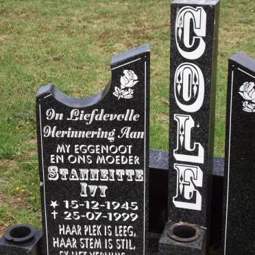 COLE Stanneitte Ivy 1945-1999