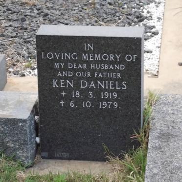 DANIELS Ken 1919-1979