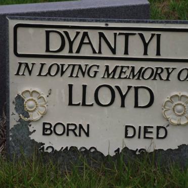 DYANTYI Lloyd 1939-2002