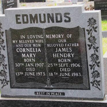 EDMUNDS James Hendry 1906-1983 &amp; Cornelia Mary 1907-1973