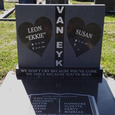 EYK Leon Hunter, van 1952-2006 &amp; Susan 1952-