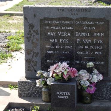 EYK Daniel John P., van 1902-1974 &amp; May Vera -1967