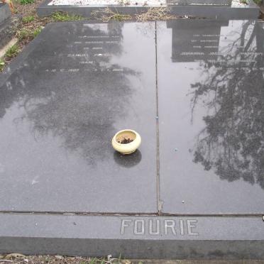 FOURIE Samuel Petrus 1902-1986 &amp; Johanna Jacomina VAN DER WESTHUIZEN 1907-1972 