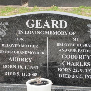 GEARD Godfrey Charles 1925-1975 &amp; Audrey 1933-2008