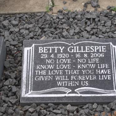 GILLESPIE Betty 1920-2006