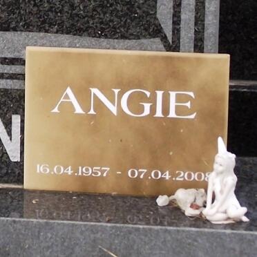 GREEN Petronella C. 1919-1994 :: GREEN Angie 1957-2008 