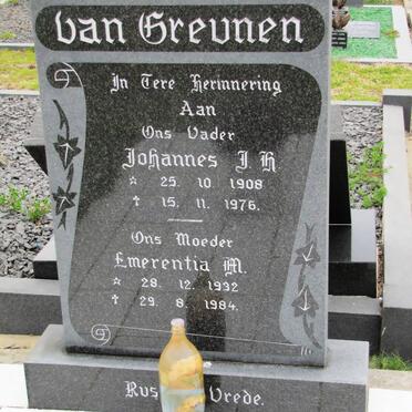 GREUNEN Johannes J.H., van 1908-1976 &amp; Emerentia M. 1932-1984