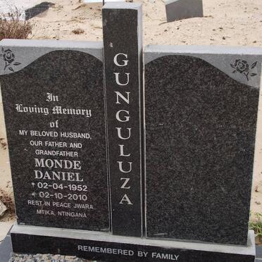 GUNGULUZA Monde Daniel 1952-2010