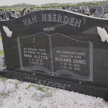 HEERDEN Richard Daniel, van 1932-1995 &amp; Anna Aletta 1935-1993