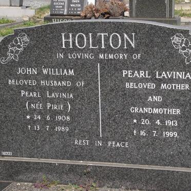 HOLTON John William 1908-1989 &amp; Pearl Lavinia nee PIRIE 1913-1999