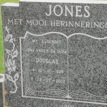 JONES Douglas 1925-2000