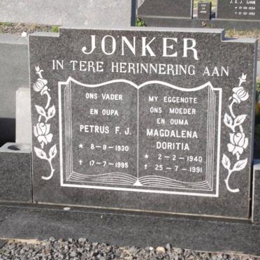 JONKER Petrus F.J. 1930-1995 &amp; Magdalena Doritia 1940-1991