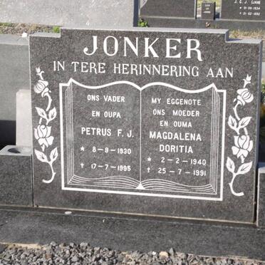 JONKER Petrus F.J. 1930-1995 &amp; Magdalena Doritia 1940-1991