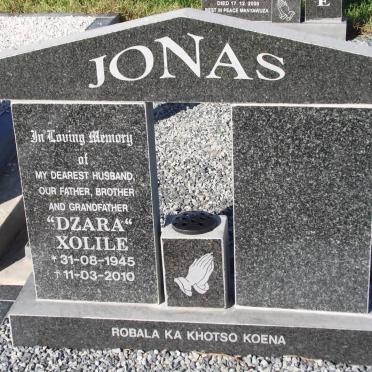 JONAS Xolile 1945-2010