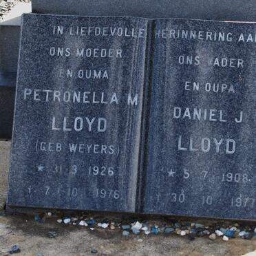 LLOYD Daniel J. 1908-1977 &amp; Petronella M. WEYERS 1926-1976