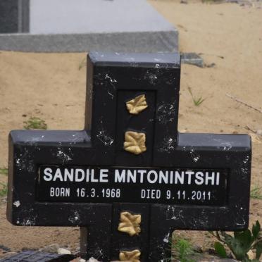 MNTONINTSHI Sandile 1968-2011