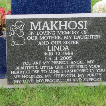 MAKHOSI Linda 1969-2005