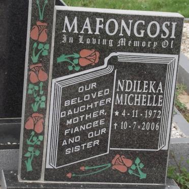 MAFONGOSI Ndileka Michelle 1972-2006