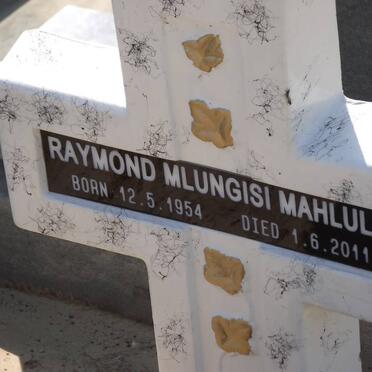MAHLULO Raymond Mlungisi 1954-2011