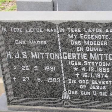 MITTON H.J.S. 1891-1983 &amp; Gertie STRYDOM 1895-1974