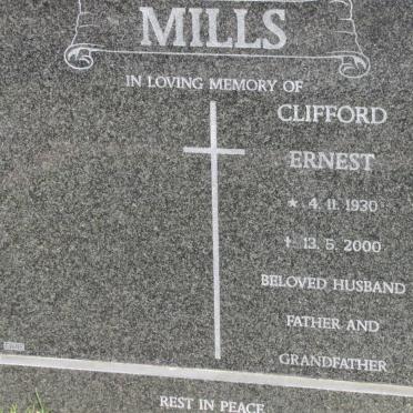 MILLS Clifford Ernest 1930-2000
