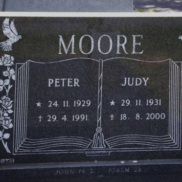 MOORE Peter 1929-1991 &amp; Judy 1931-2000