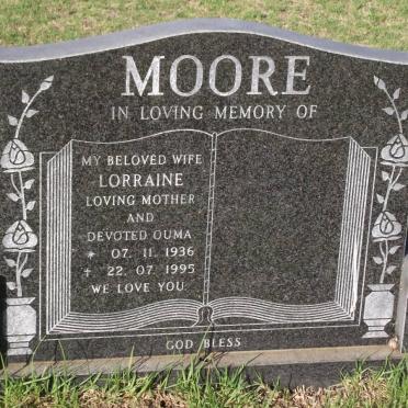 MOORE Lorraine 1936-1995