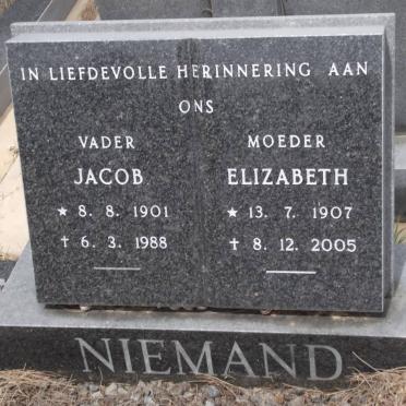 NIEMAND Jacob 1901-1988 &amp; Elizabeth 1907-2005