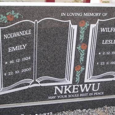 NIKEWU Wilfred Leslie 1920-1992 &amp; Nolwandle Emily 1924-2000