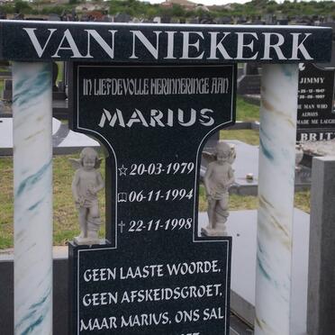 NIEKERK Marius Cornelius, van 1979-1998