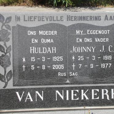 NIEKERK Johnny J.C., van 1919-1977 &amp; Huldah 1925-2005