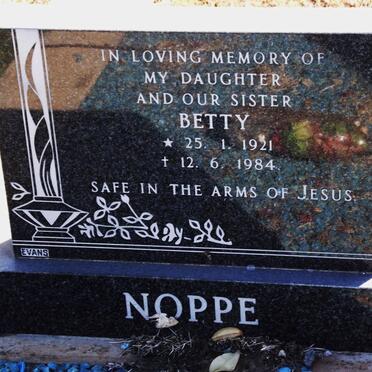 NOPPE Betty 1921-1984