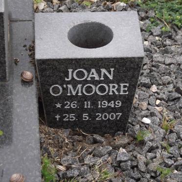 O'MOORE Joan 1949-2007