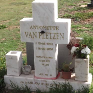 PLETZEN Antonette, van 1993-2007