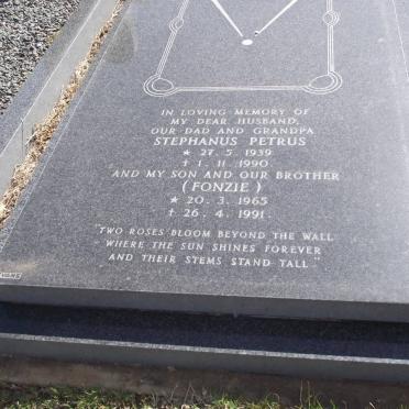 ROUX Stephanus Petrus, le 1939-1990 :: ROUX Stephanus Petrus, le 1965-1991 