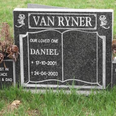 RYNER Daniel, van 2001-2003