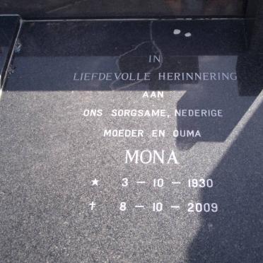 SMUTS C.M. 1924-1984 &amp; Mona 1930-2009