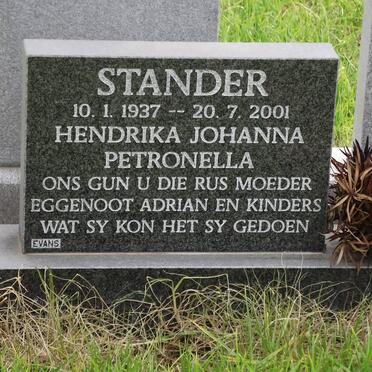 STANDER Hendrika Johanna Petronella 1937-2001