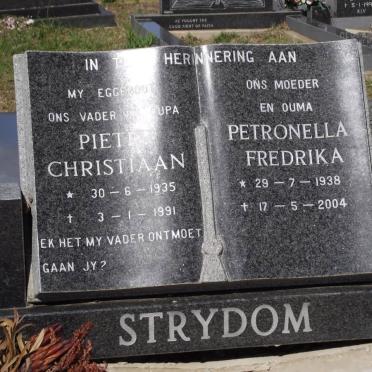 STRYDOM Pieter Christiaan 1935-1991 &amp; Petronella Fredrika 1938-2004