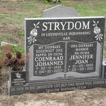 STRYDOM Coenraad Johannes 1932-2007 :: STRYDOM Jennifer Joan 1950-2011