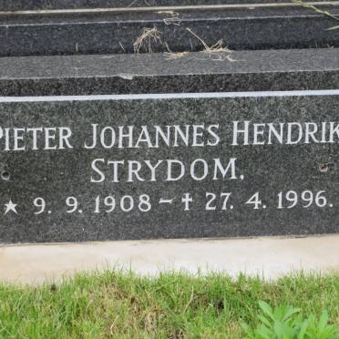 STRYDOM Pieter Johannes Hendrik 1908-1996