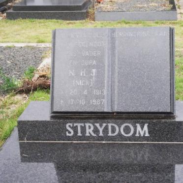 STRYDOM N.H.J. 1913-1987