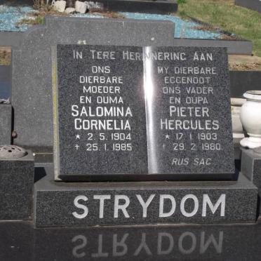 STRYDOM Pieter Hercules 1903-1980 &amp; Salomina Cornelia 1904-1985