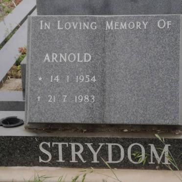 STRYDOM Arnold 1954-1983