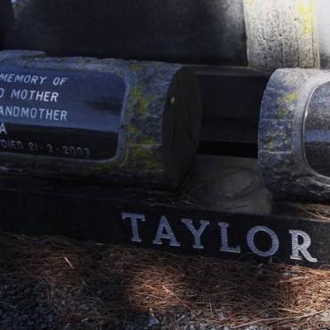 TAYLOR Magdalena Johanna 1910-2003 &amp; Clive 1910-1978