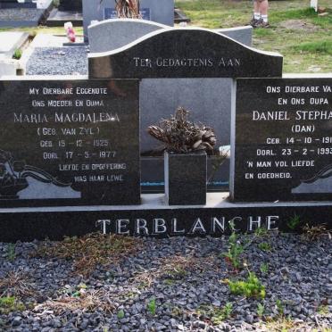 TERBLANCHE Daniel Stephanus 1919-1993 &amp; Maria Magdalena VAN ZYL 1925-1977