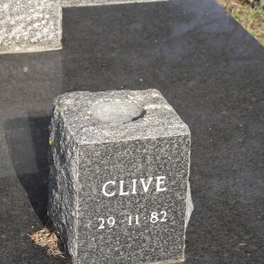 THOMAS Clive 1982-1982